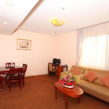 Xin Hua Hotel Guangzhou Exterior photo