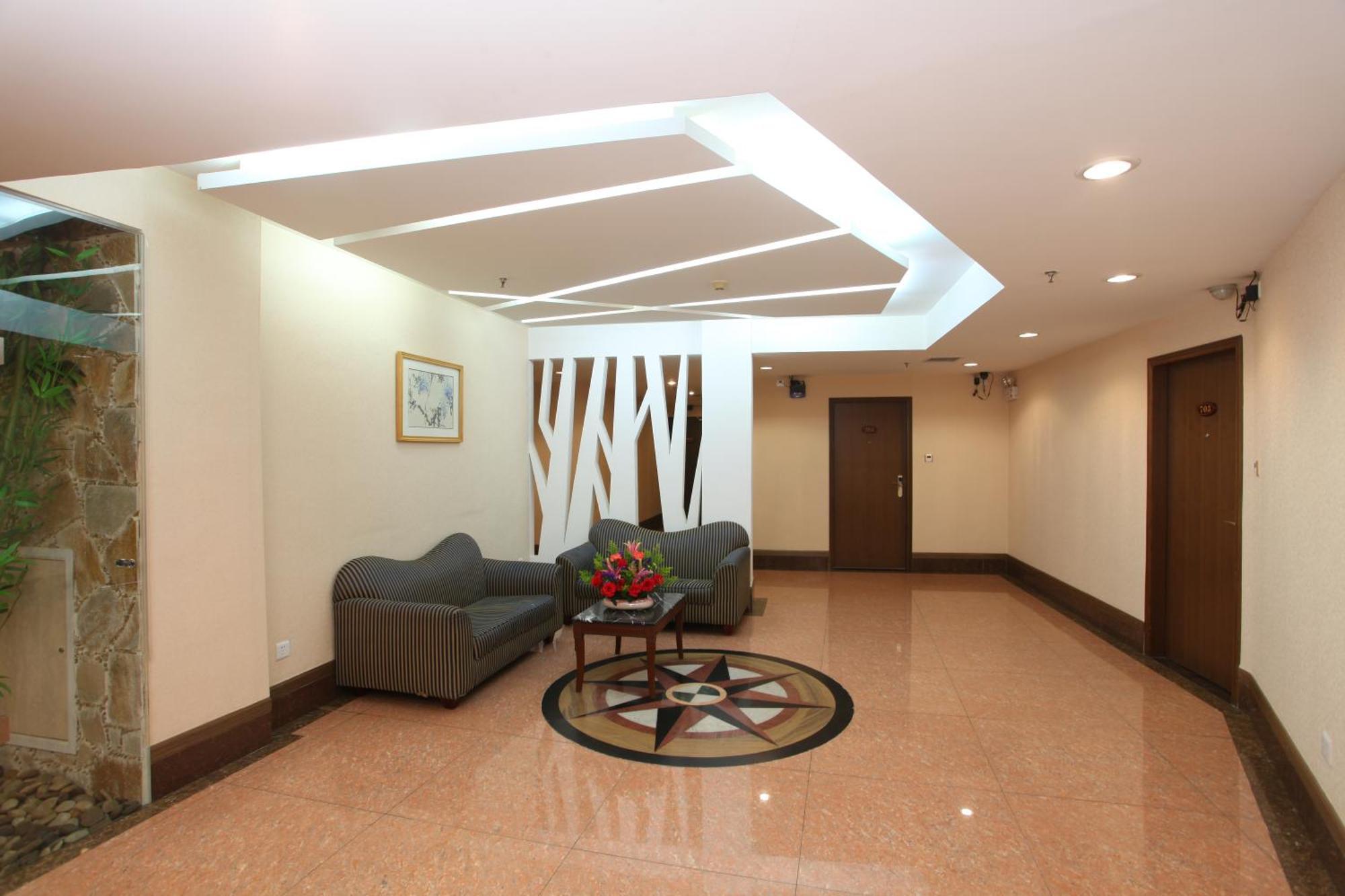 Xin Hua Hotel Guangzhou Exterior photo