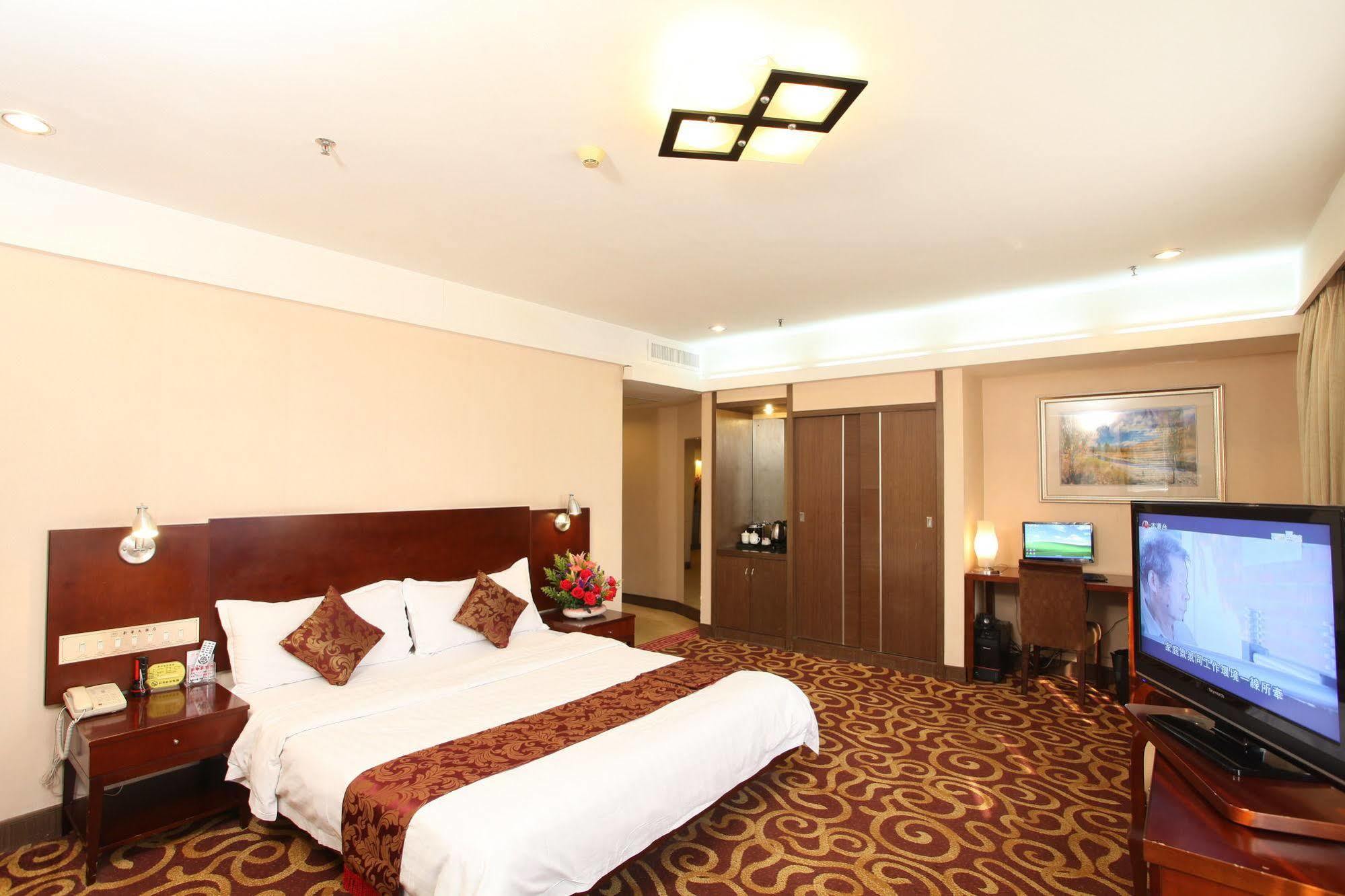 Xin Hua Hotel Guangzhou Exterior photo